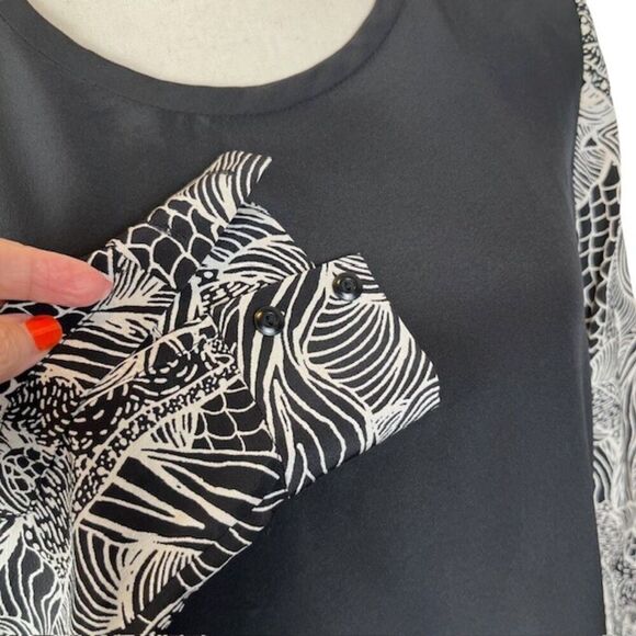 Diane von Furstenberg Silk Colorblock Blouse Black w/ Print Sleeves Back Size 4 - Picture 2 of 12